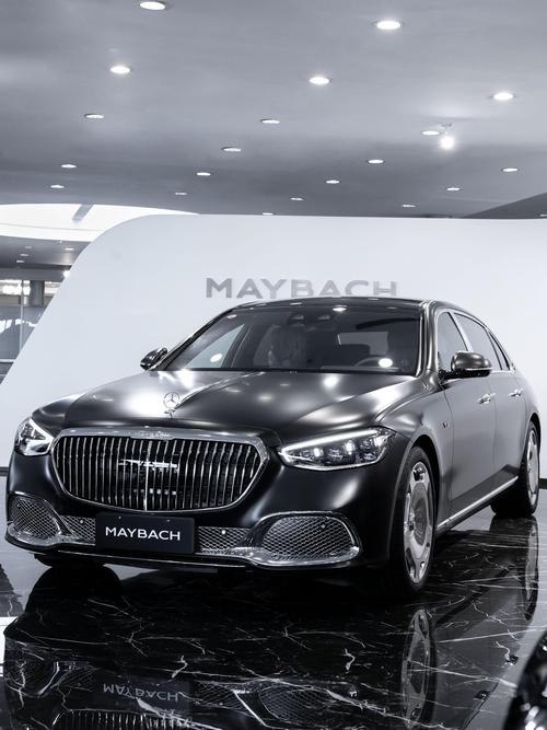 深圳大鹏新区跃富贝企业管理咨询岚图汽车的售后服务让用户无忧出行，迈巴赫未来的豪华车趋势